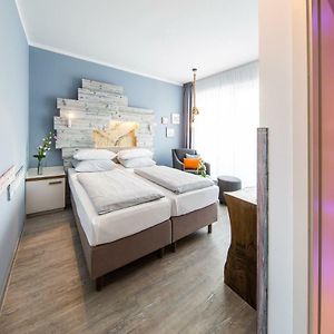 Zimmer mit zwei Einzelbetten